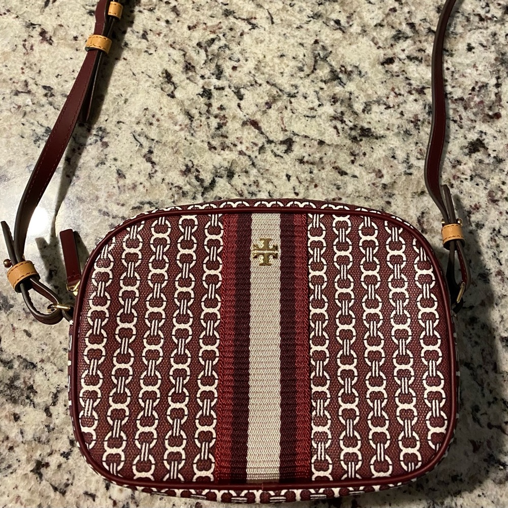 NWOT Tory Burch Mini Gemini Link Royal Burgundy Coated Canvas Cross Body